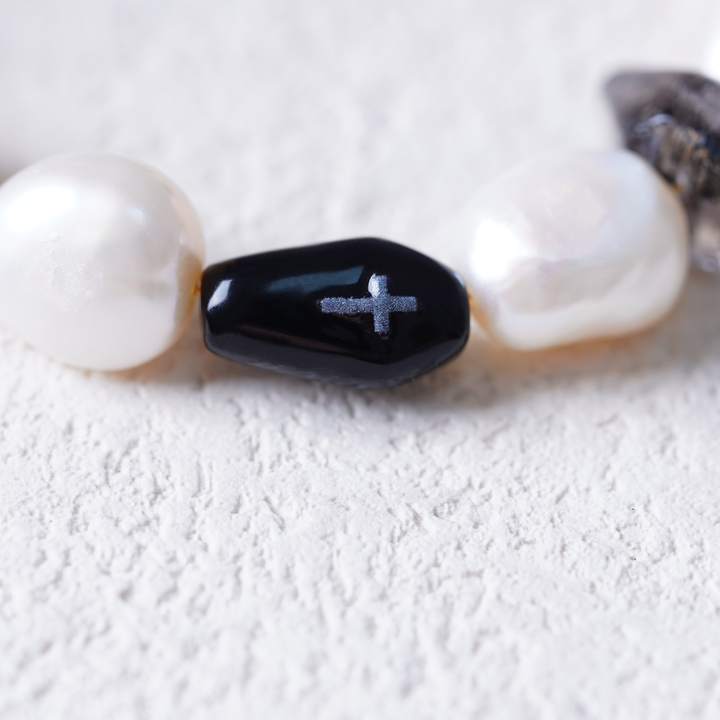 Irregular Pearl & Phantom Bracelet